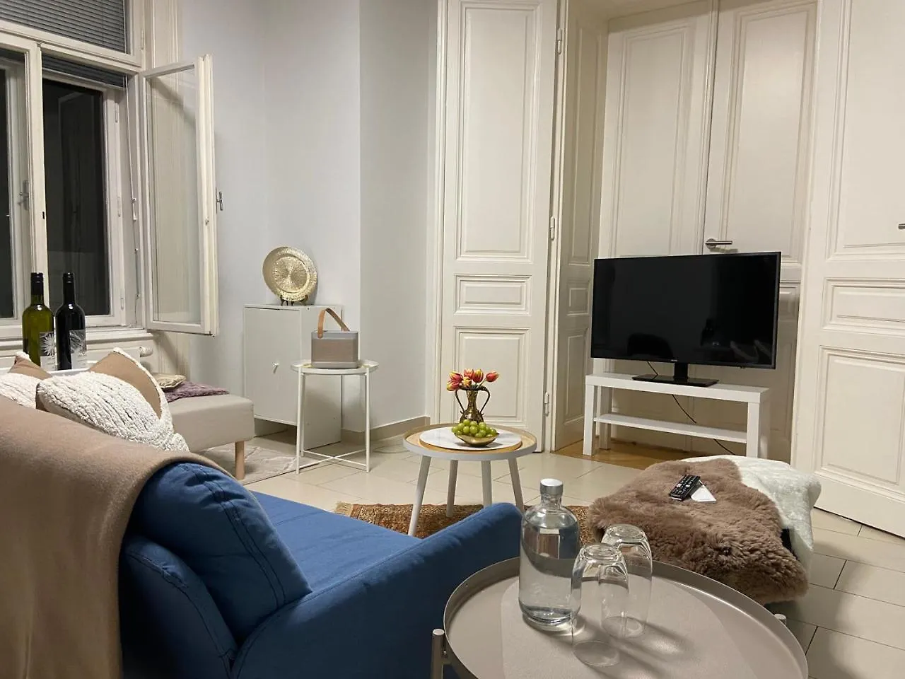 Luxury Serviced 3-Bedroom Flat In Vienna'S 1St District 0*, Vienna