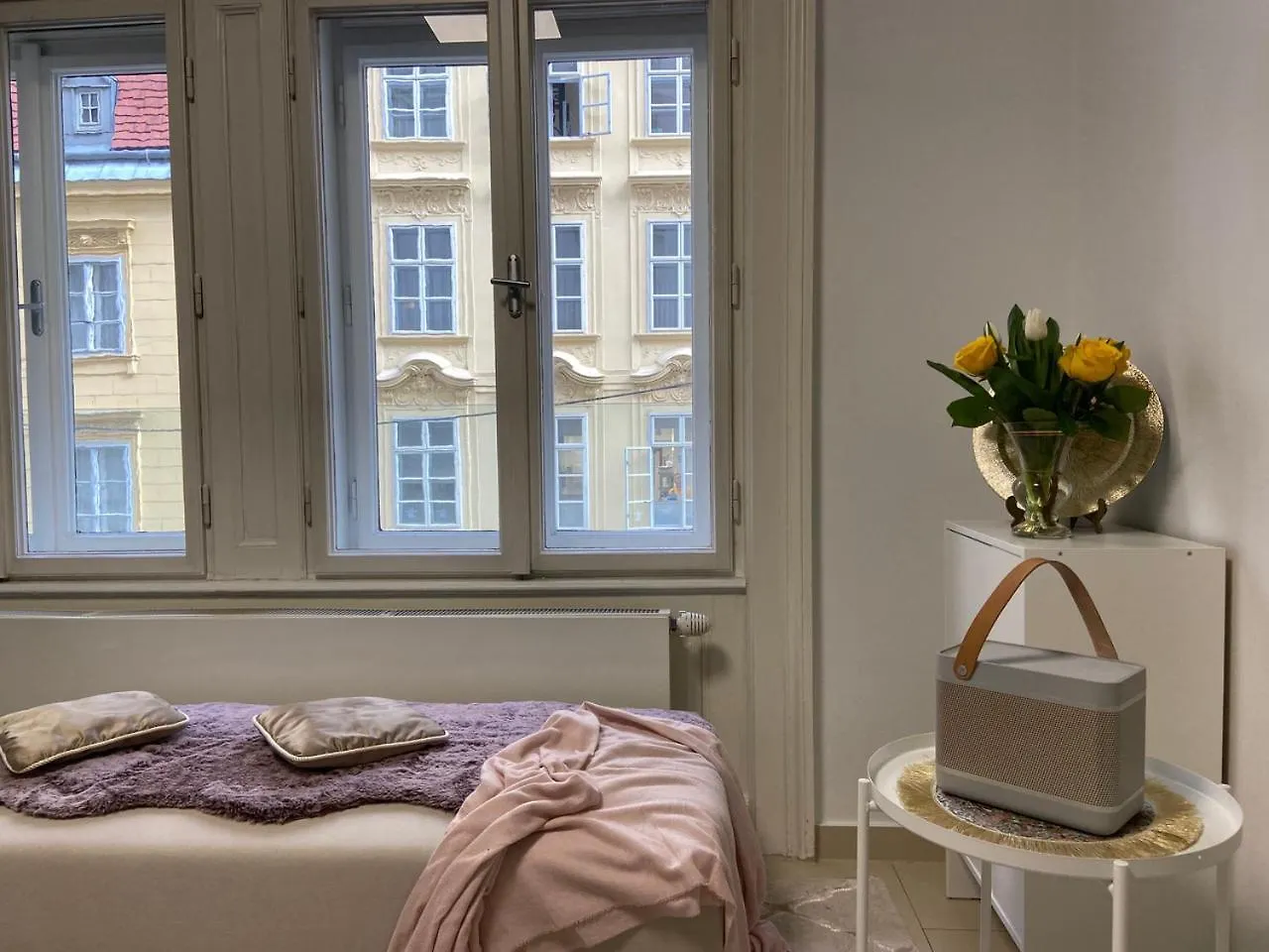 Apartment Luxury Serviced 3-Bedroom Flat In Vienna'S 1St District
