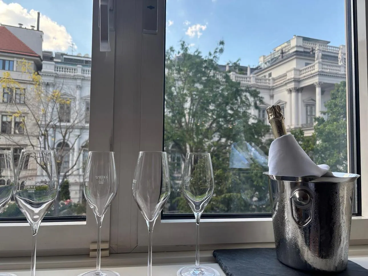 Appartamento Luxury Serviced 3-Bedroom Flat In Vienna'S 1St District